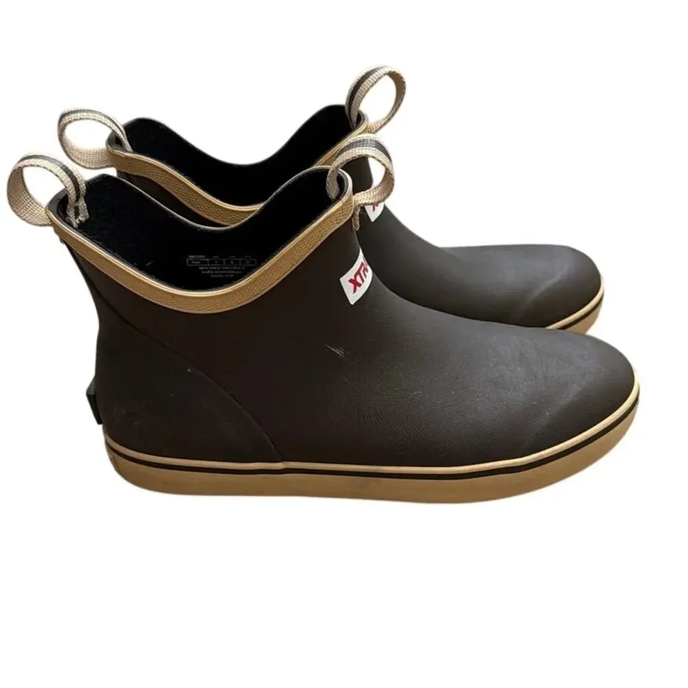 XTRATUF Ankle Deck Boot Big Kids Size 5 Brown